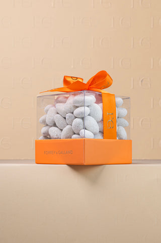 GLAZED ALMOND WHITE Blooming Box
