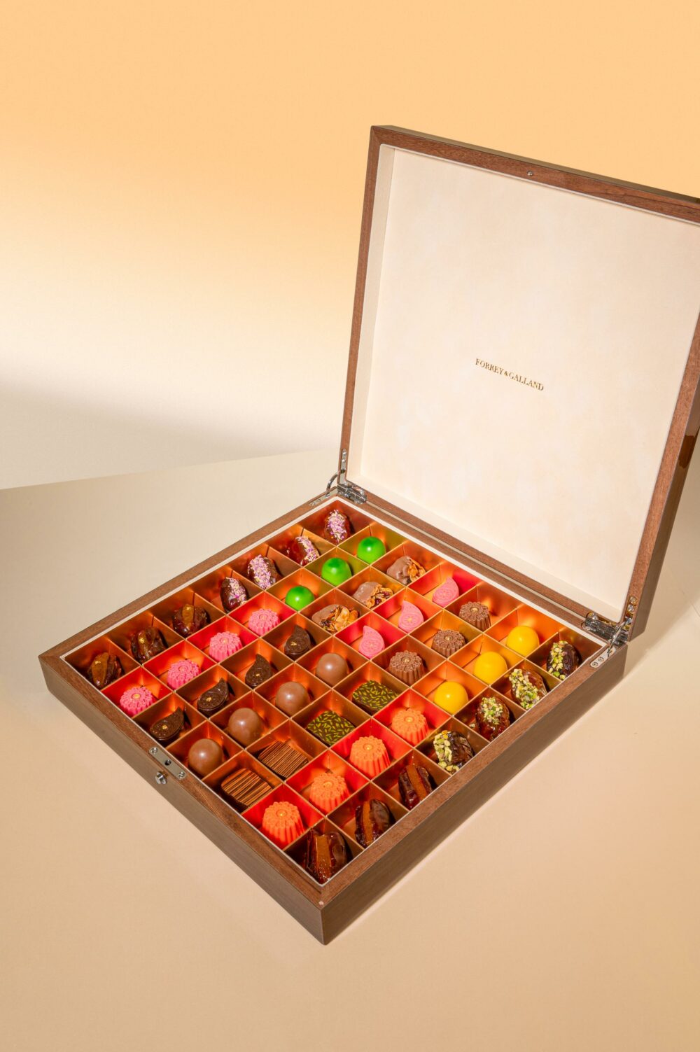 GRANDE WOODEN BOX