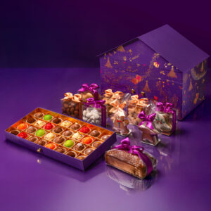 THE FESTIVE HOUSE BOX