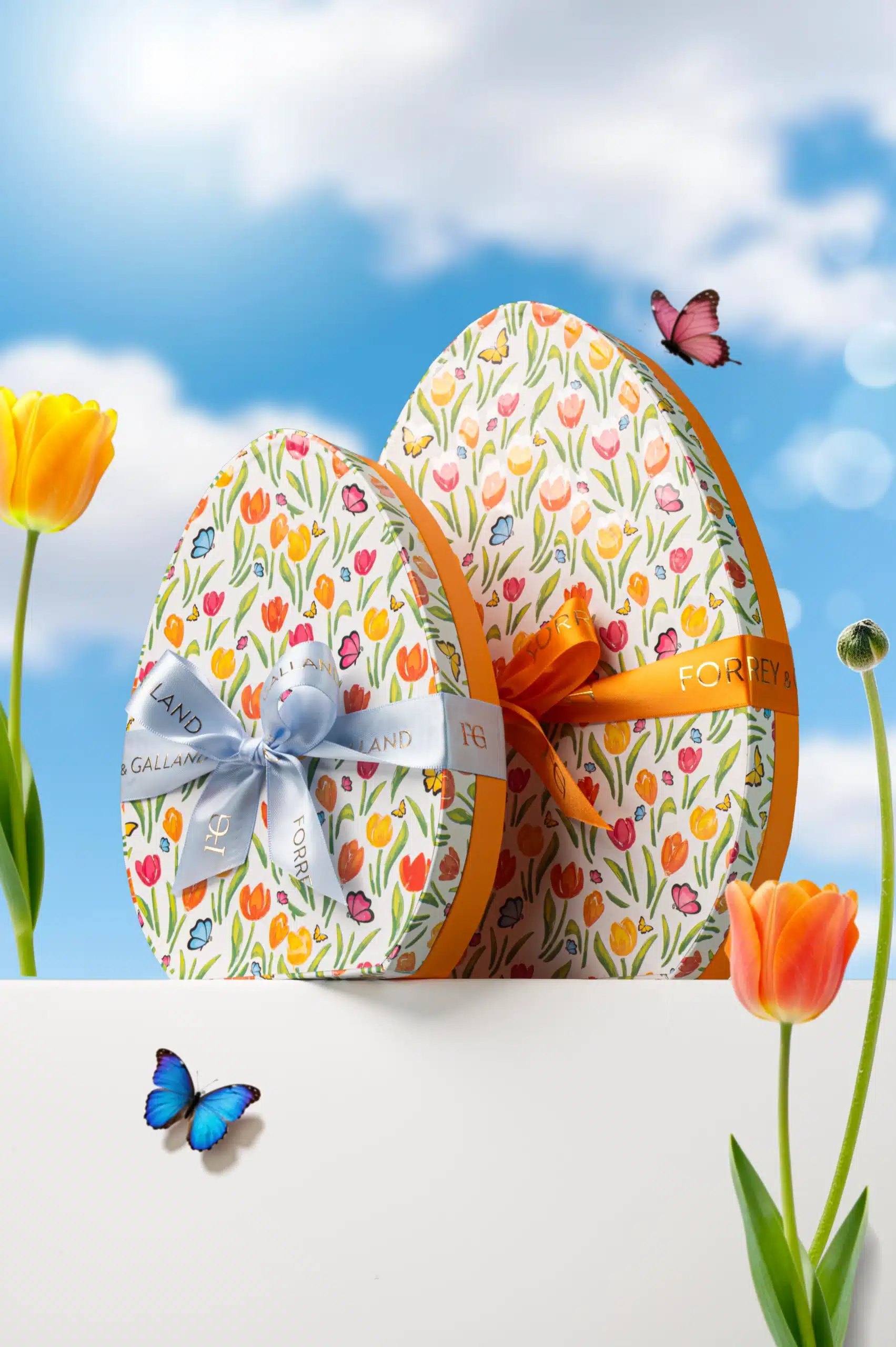 Small Easter chocolate gift box with handcrafted praline eggs and chocolate rabbits